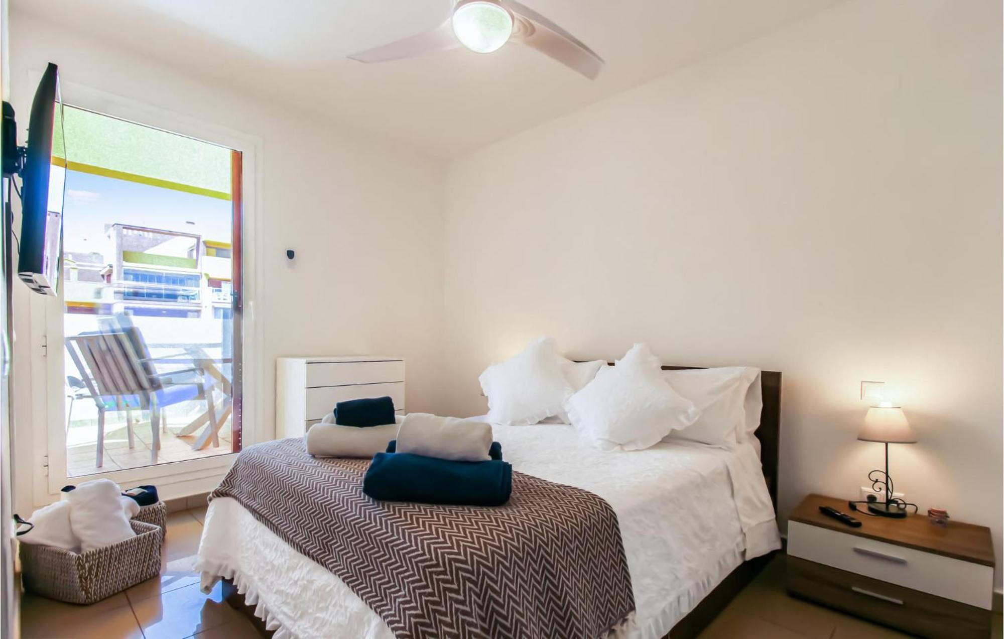 Awesome Apartment In Orihuela With Kitchen Playa Flamenca Eksteriør billede
