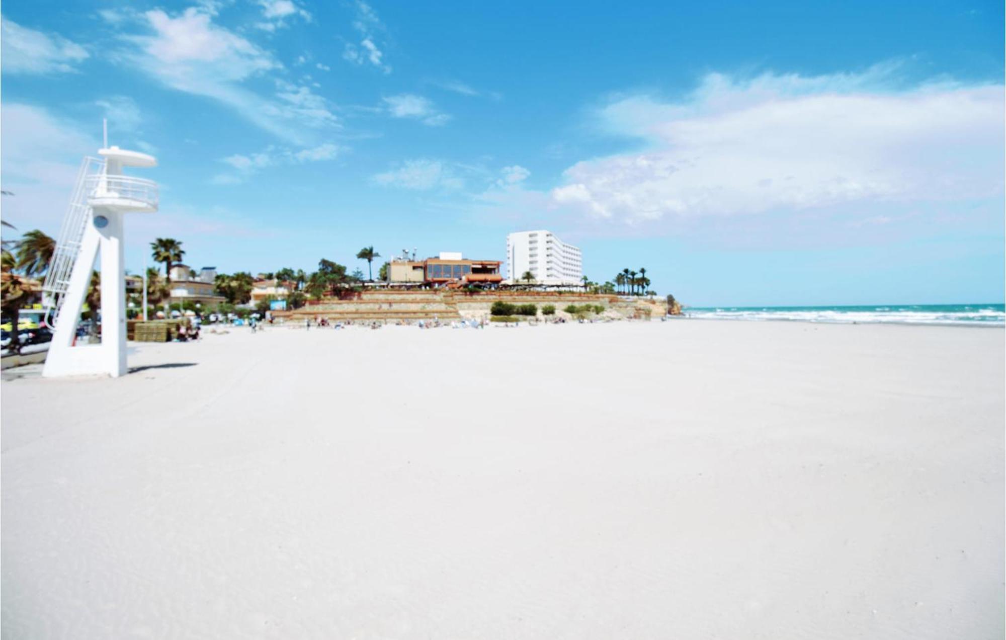 Awesome Apartment In Orihuela With Kitchen Playa Flamenca Eksteriør billede