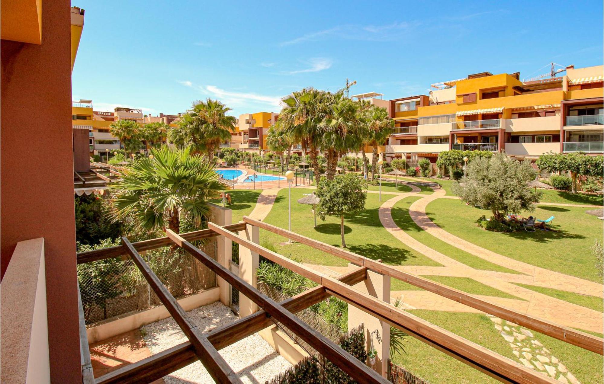 Awesome Apartment In Orihuela With Kitchen Playa Flamenca Eksteriør billede