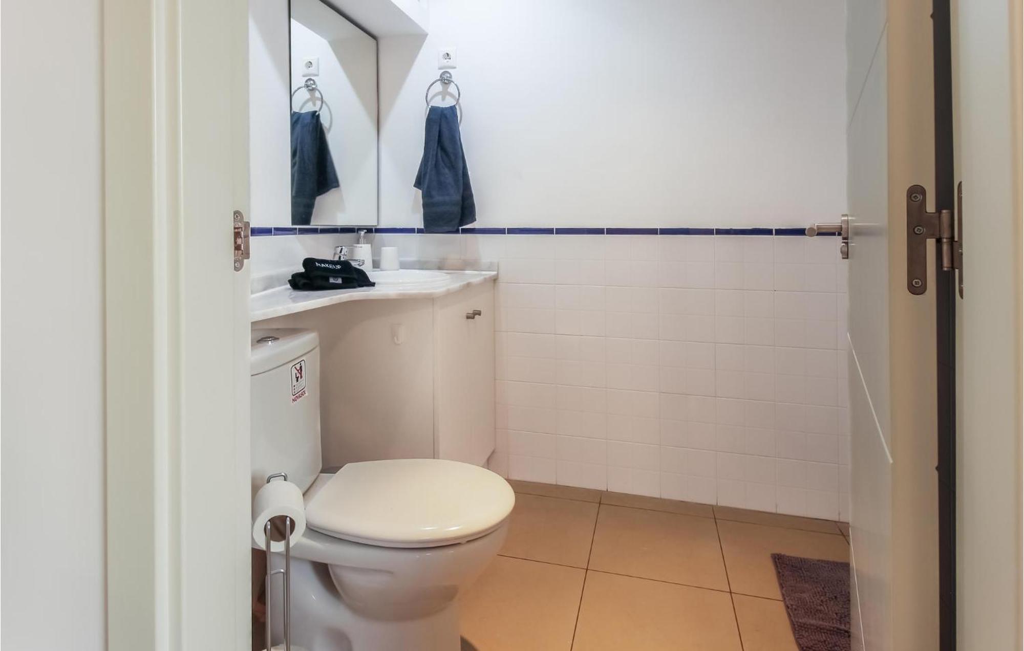 Awesome Apartment In Orihuela With Kitchen Playa Flamenca Eksteriør billede
