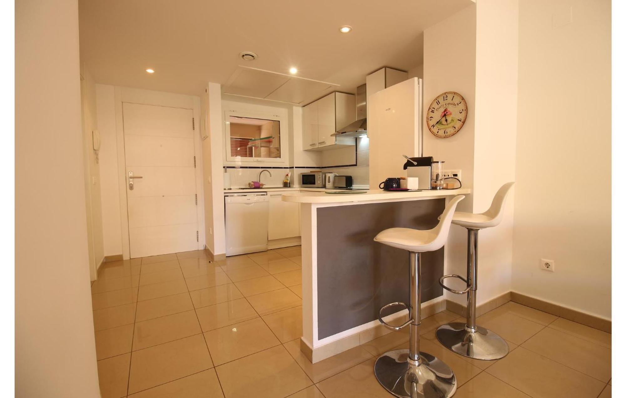 Awesome Apartment In Orihuela With Kitchen Playa Flamenca Eksteriør billede